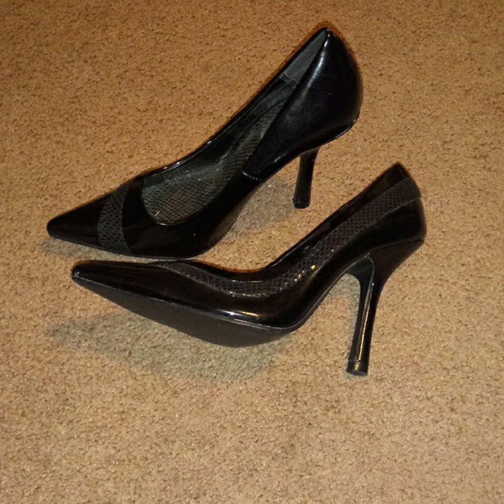 Delicious Black 3 inch Romeo heels/ snake